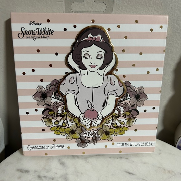 Disney Other - Disney Snow White New Eyeshadow Palette
